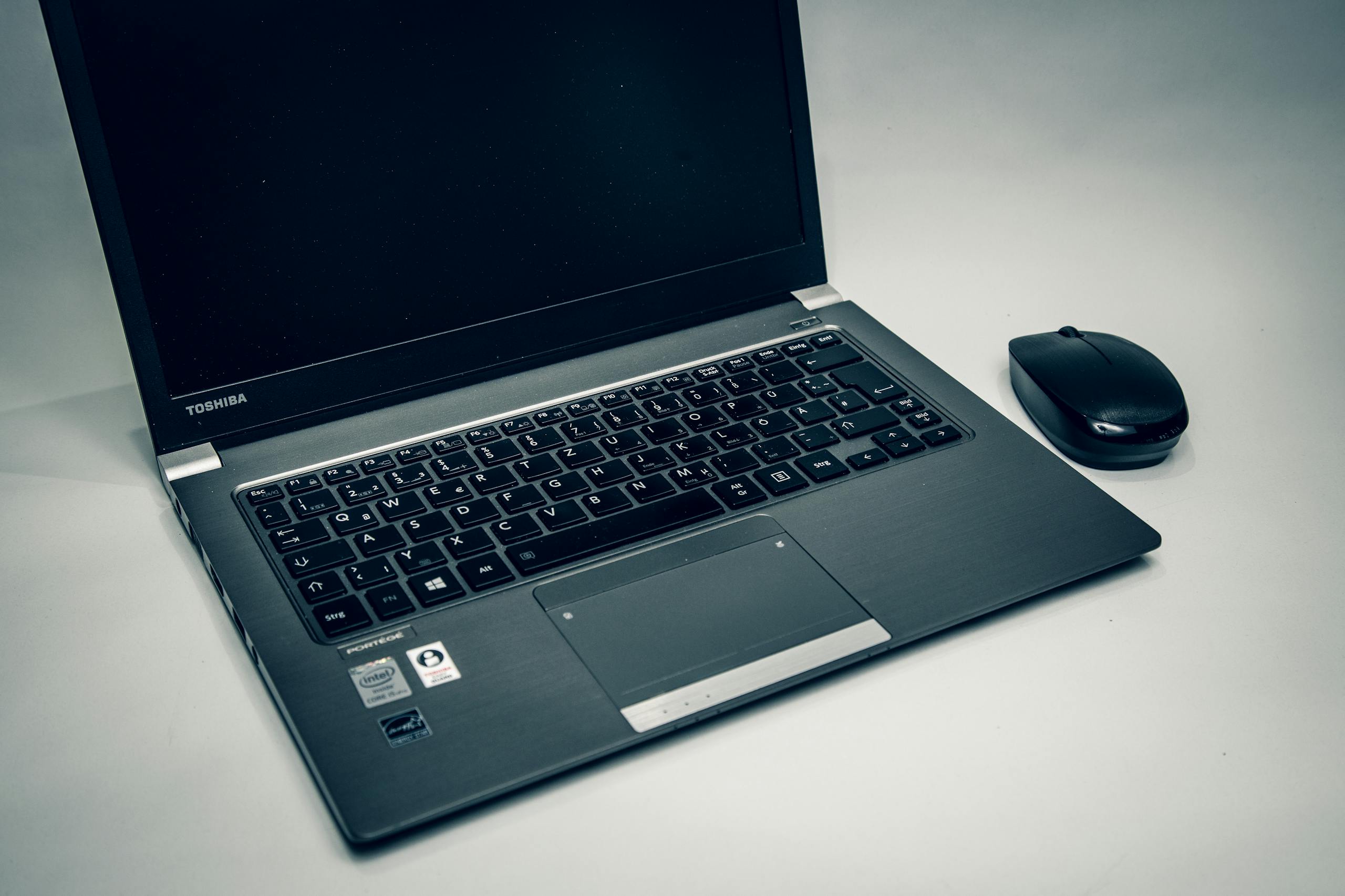 Mouse and Trackpad Control Skills for Kids - Tech Skills for Kids